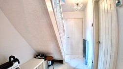 Cwrt Hendre, Fairview, NP12