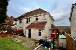 Blackwood Road, Pontllanfraith, NP12