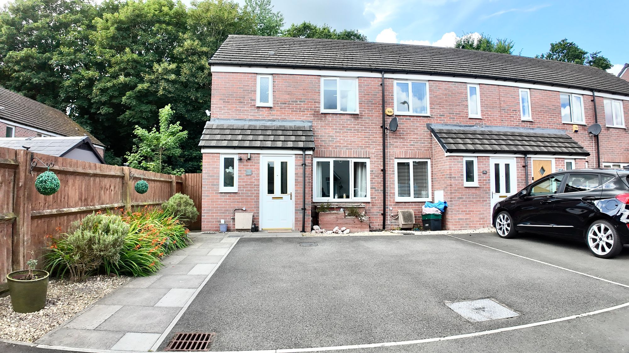 Edmundsbury Road, Duffryn, NP10