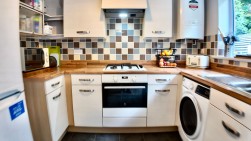 Edmundsbury Road, Duffryn, NP10