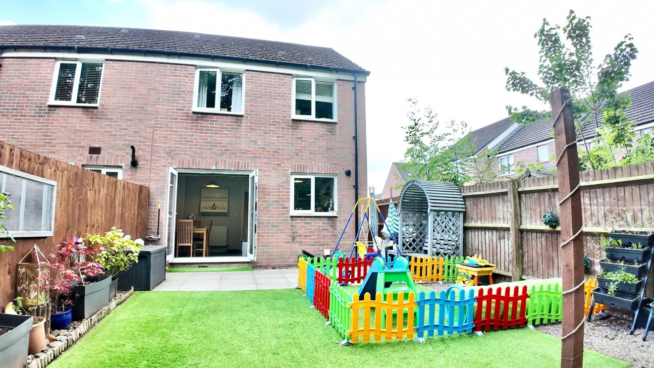 Edmundsbury Road, Duffryn, NP10
