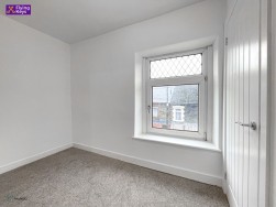 Duffryn Terrace, Elliots Town, NP24