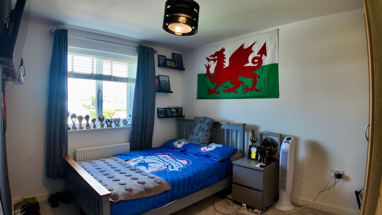 Cae'r Garreg, Oakdale, NP12