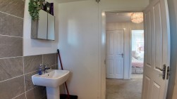 Cae'r Garreg, Oakdale, NP12