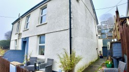 Woodfieldside, Blackwood, NP12