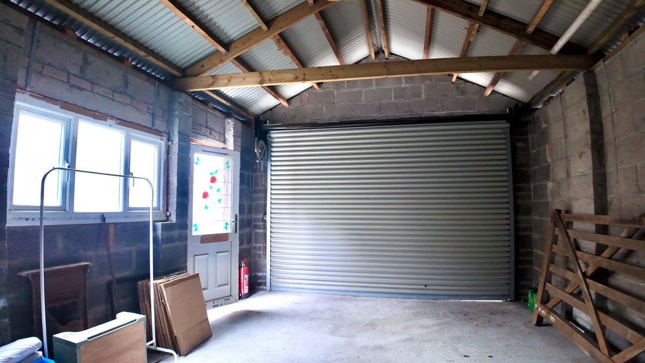 Woodfieldside, Blackwood, NP12