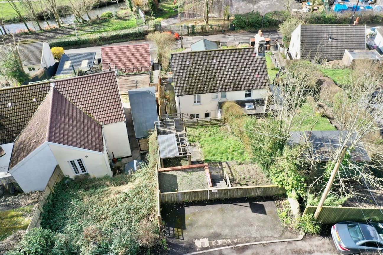 Woodfieldside, Blackwood, NP12