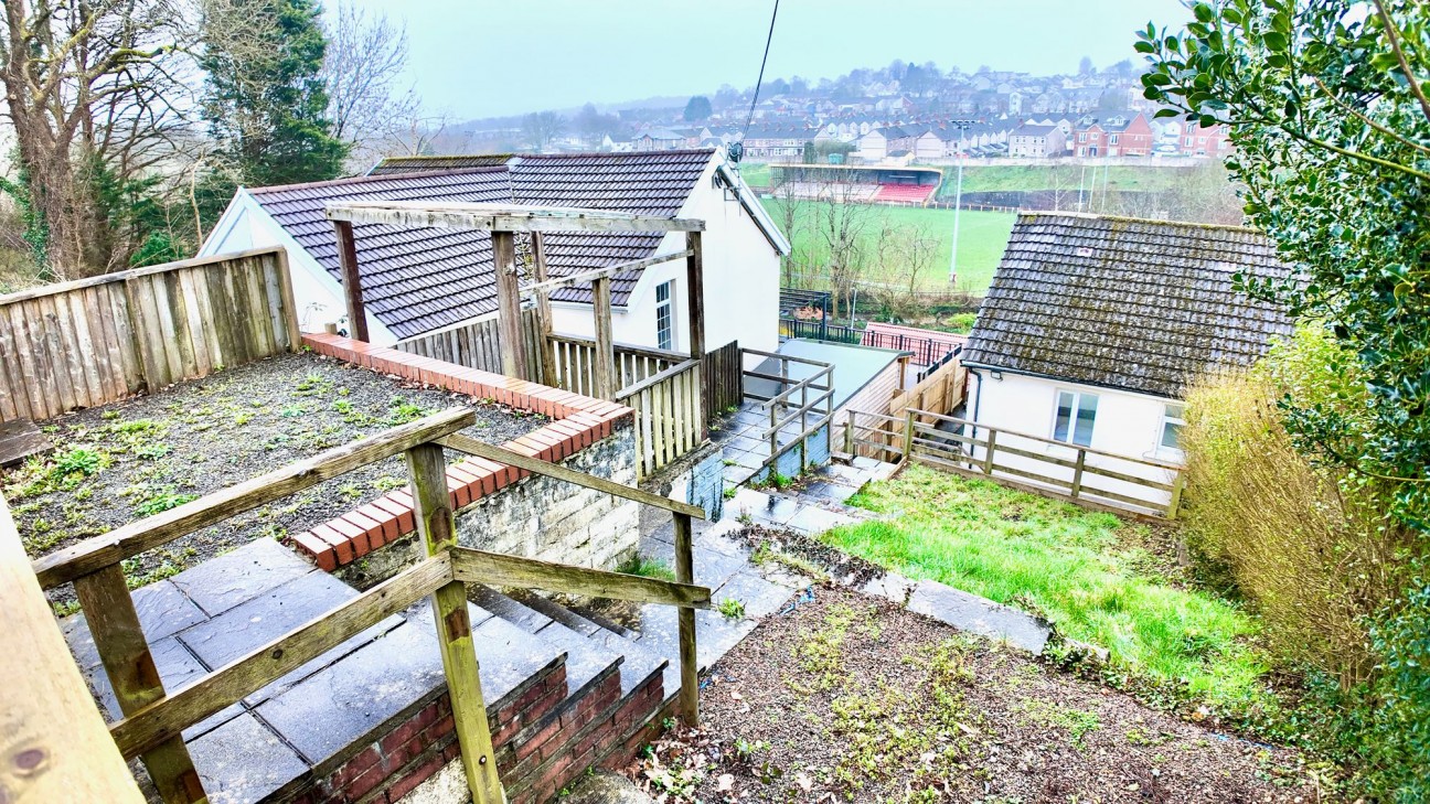 Woodfieldside, Blackwood, NP12