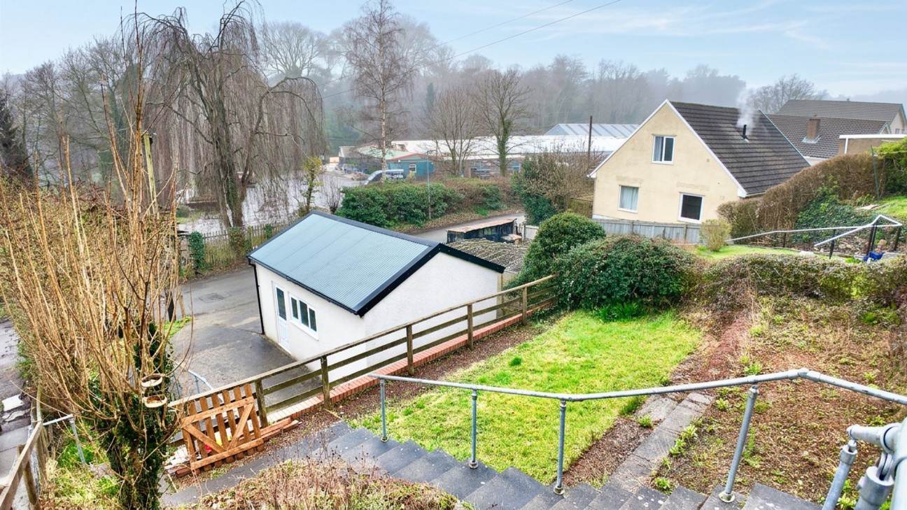 Woodfieldside, Blackwood, NP12