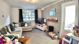 Commercial Road, Ynysddu, NP11