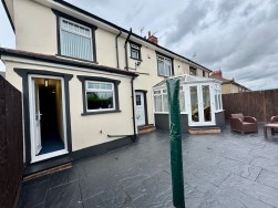 Heolddu Crescent, Bargoed, CF81