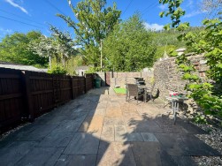High Street, Ynysddu, NP11