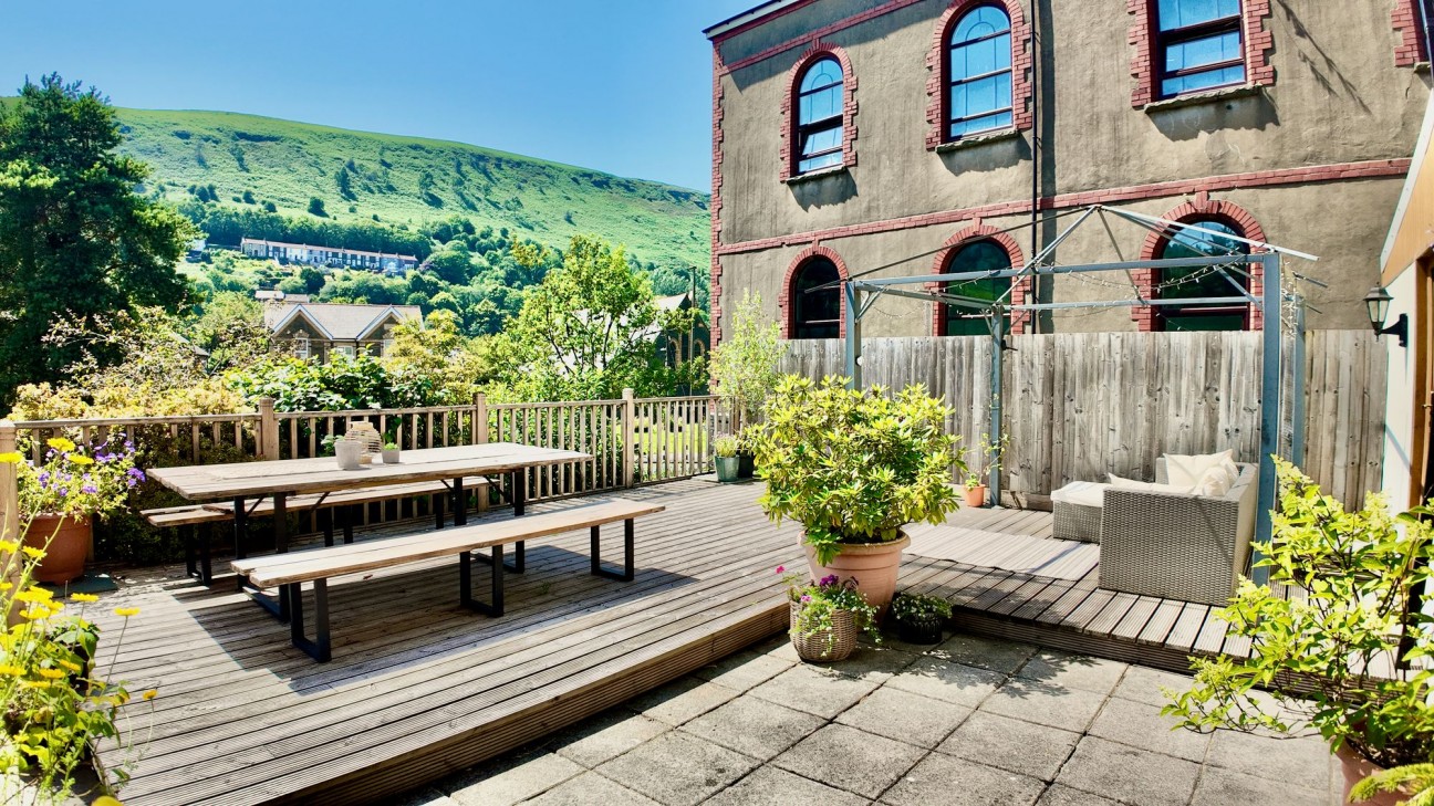 Duffryn Terrace, Elliots Town, NP24