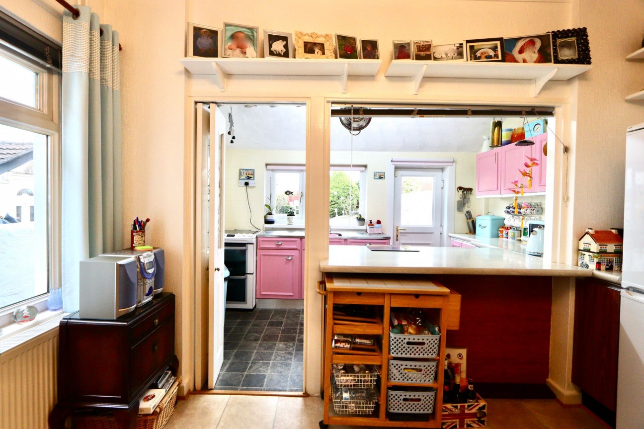 Gordon Road, Blackwood, NP12