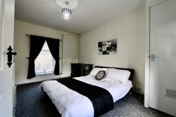Sunnybank, Tirphil, NP24