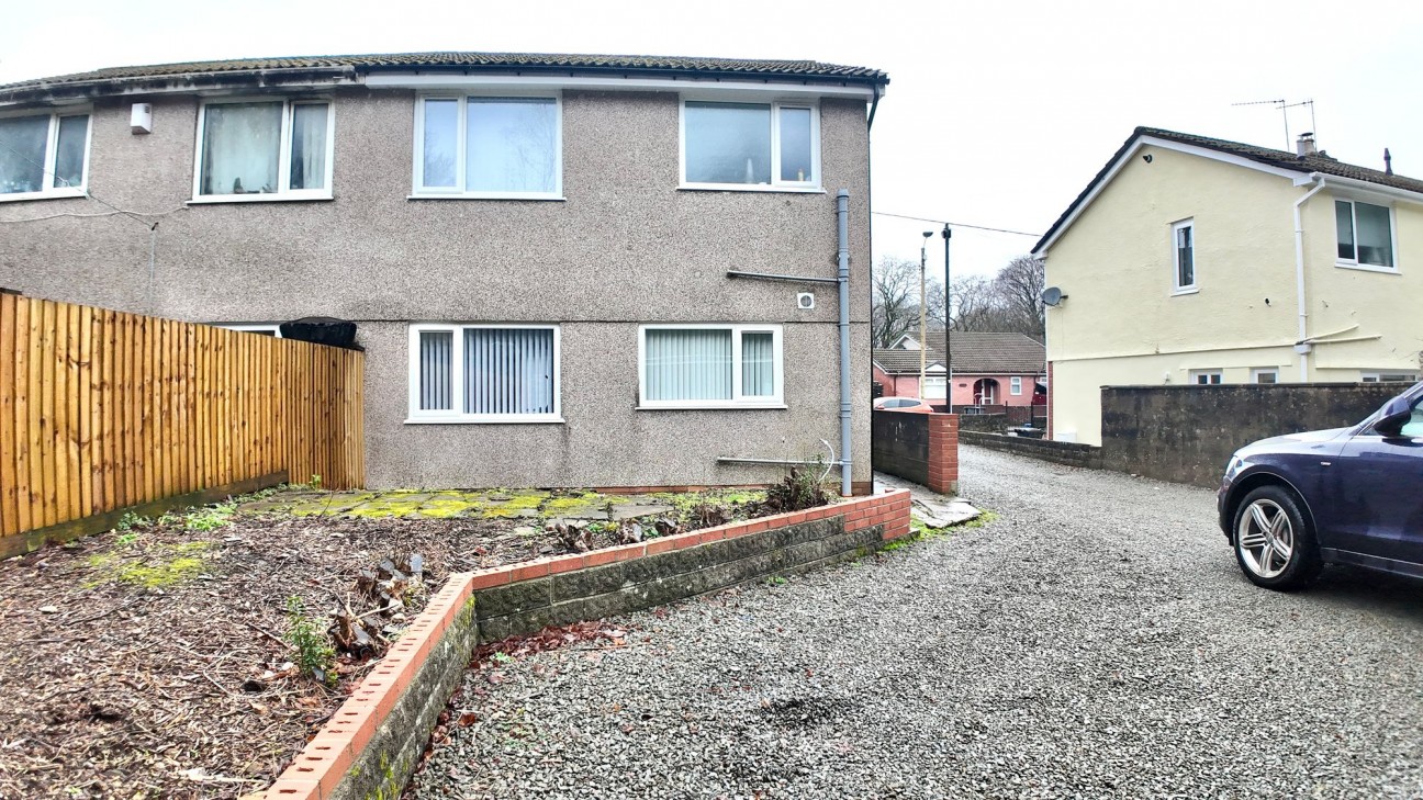 Ffaldcaiach, Trelewis, CF46