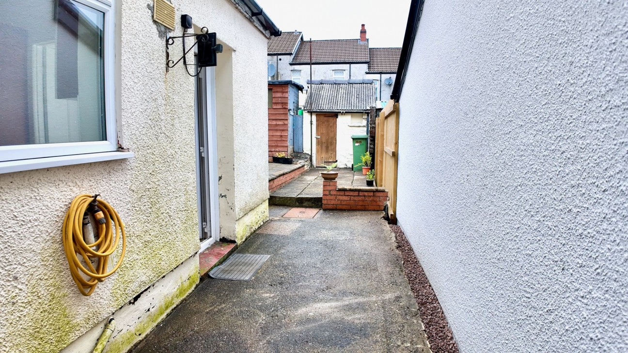 Duffryn Street, Pontlottyn, CF81