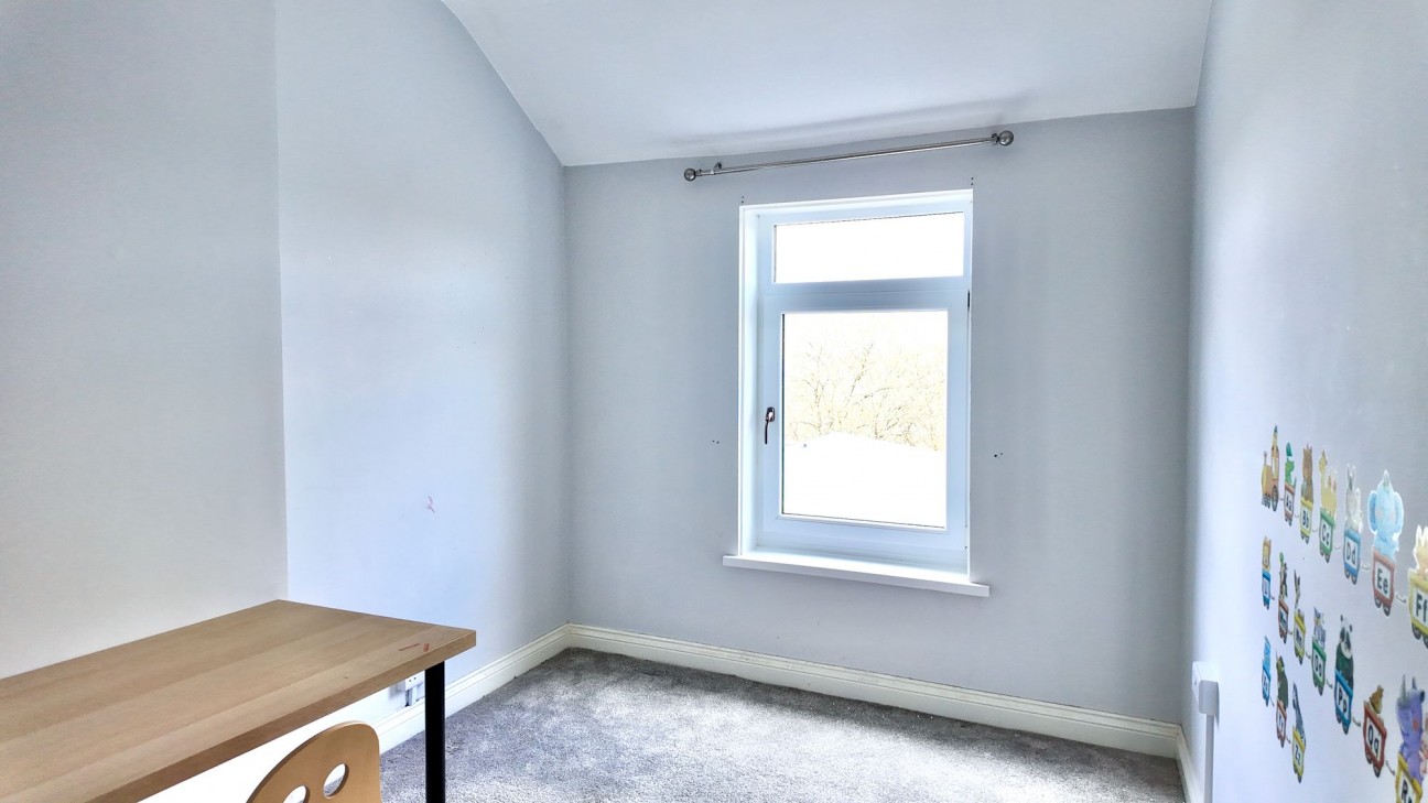 Pencoed Avenue, Cefn Fforest, NP12