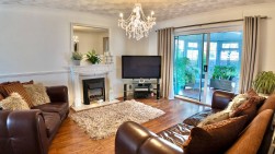 Maes-Y-Garn Road, Oakdale, NP12