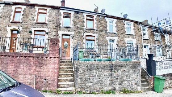 Queens Road, Elliots Town, NP24