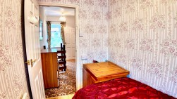 Queens Road, Elliots Town, NP24