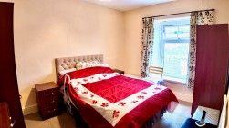 Queens Road, Elliots Town, NP24