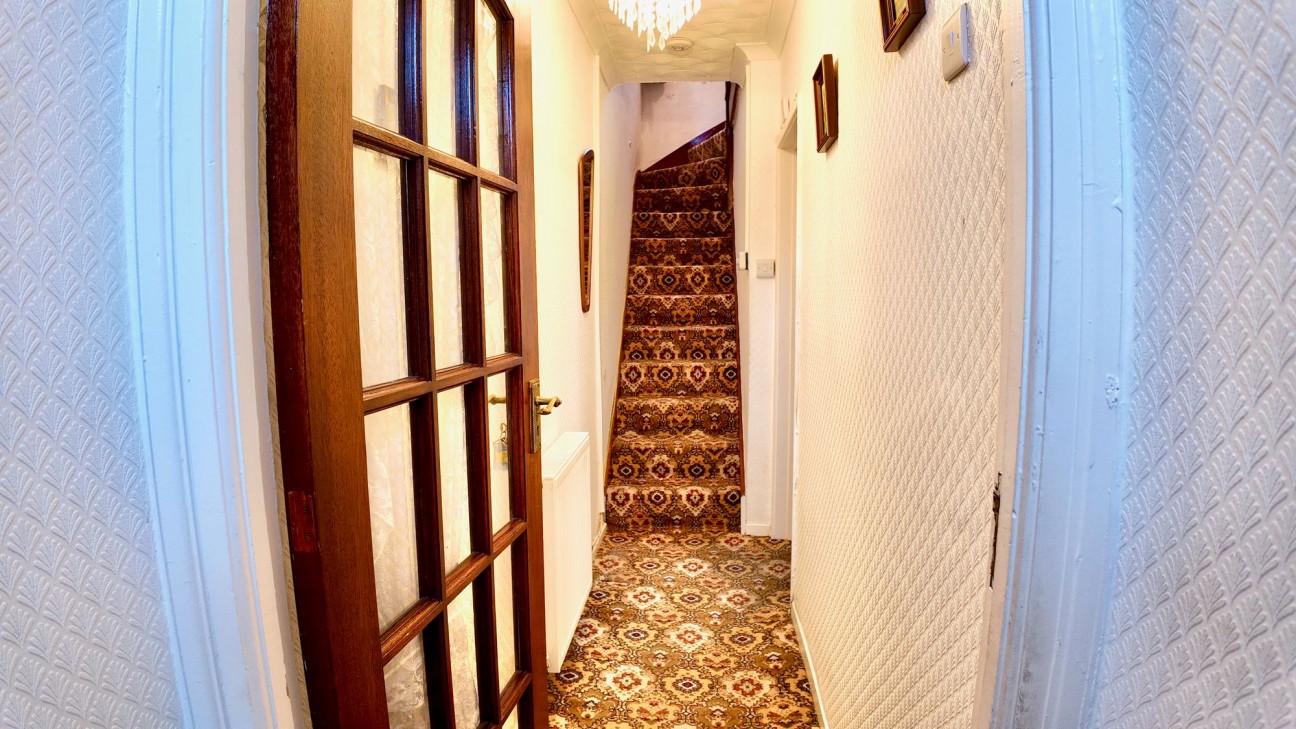 Queens Road, Elliots Town, NP24