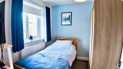 High Street, Newbridge, NP11