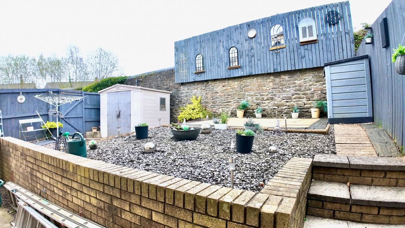 High Street, Newbridge, NP11