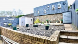 High Street, Newbridge, NP11