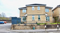 High Street, Newbridge, NP11