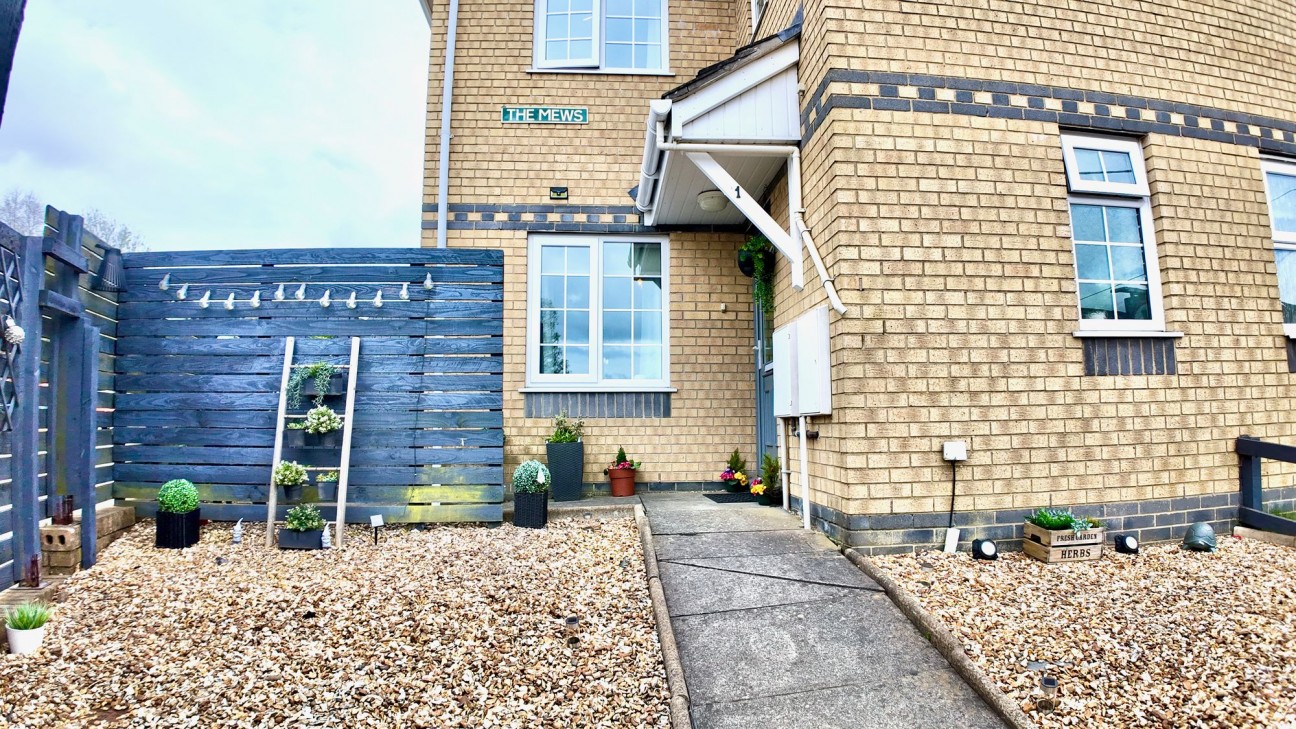 High Street, Newbridge, NP11