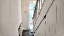 Raglan Road, Hengoed, CF82