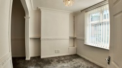 Raglan Road, Hengoed, CF82