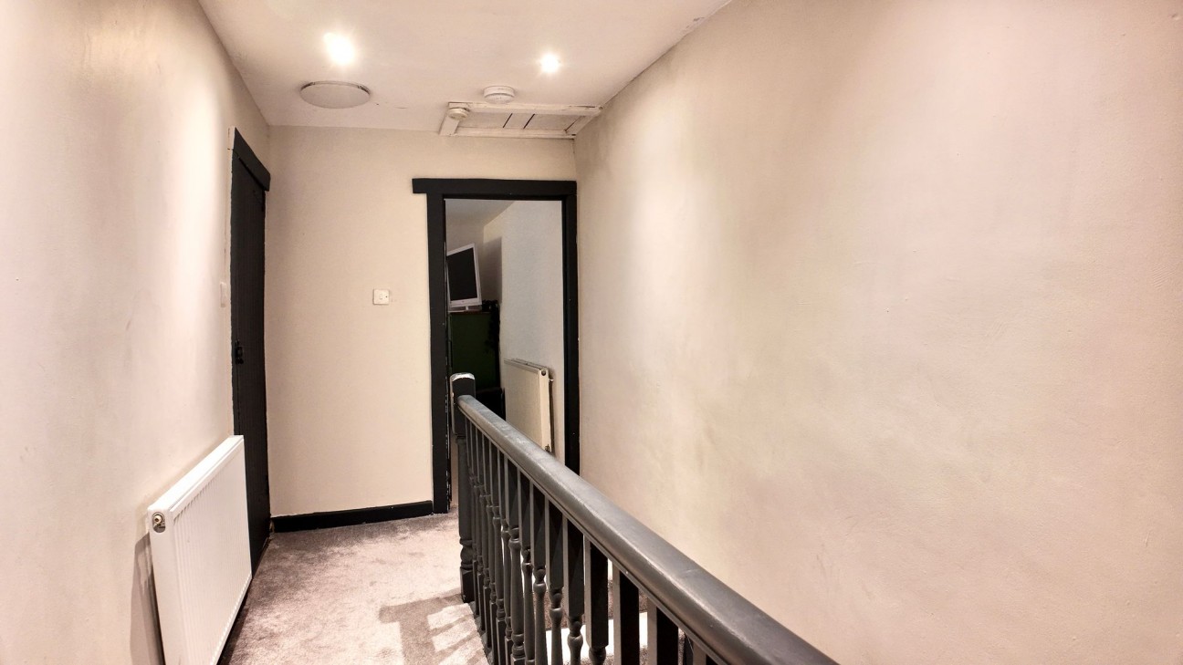 Islwyn Street, Abercarn, NP11