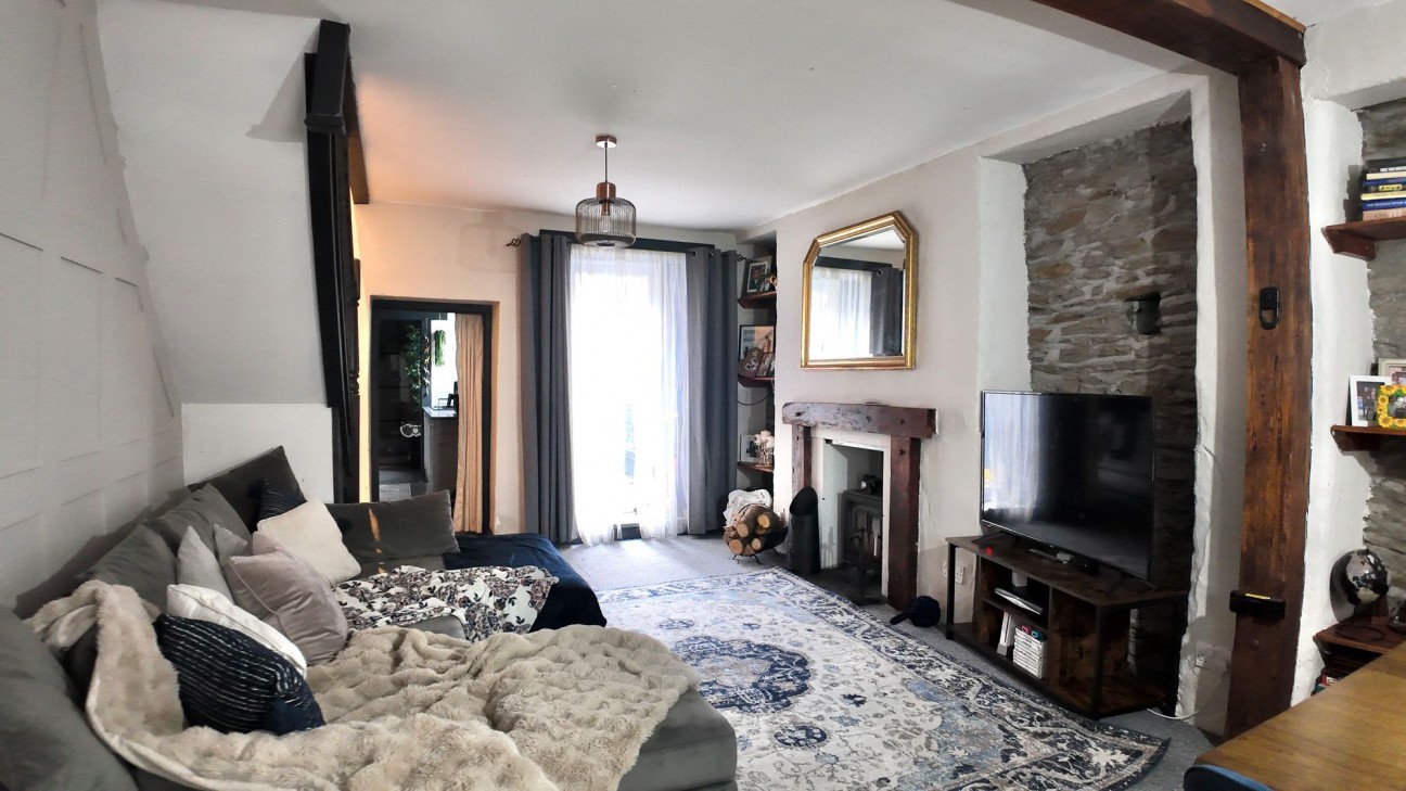 Islwyn Street, Abercarn, NP11