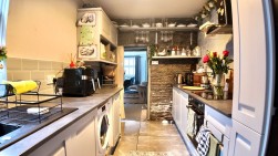 Islwyn Street, Abercarn, NP11