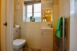 Valley Meadow Close, Newbridge, NP11