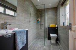 Valley Meadow Close, Newbridge, NP11