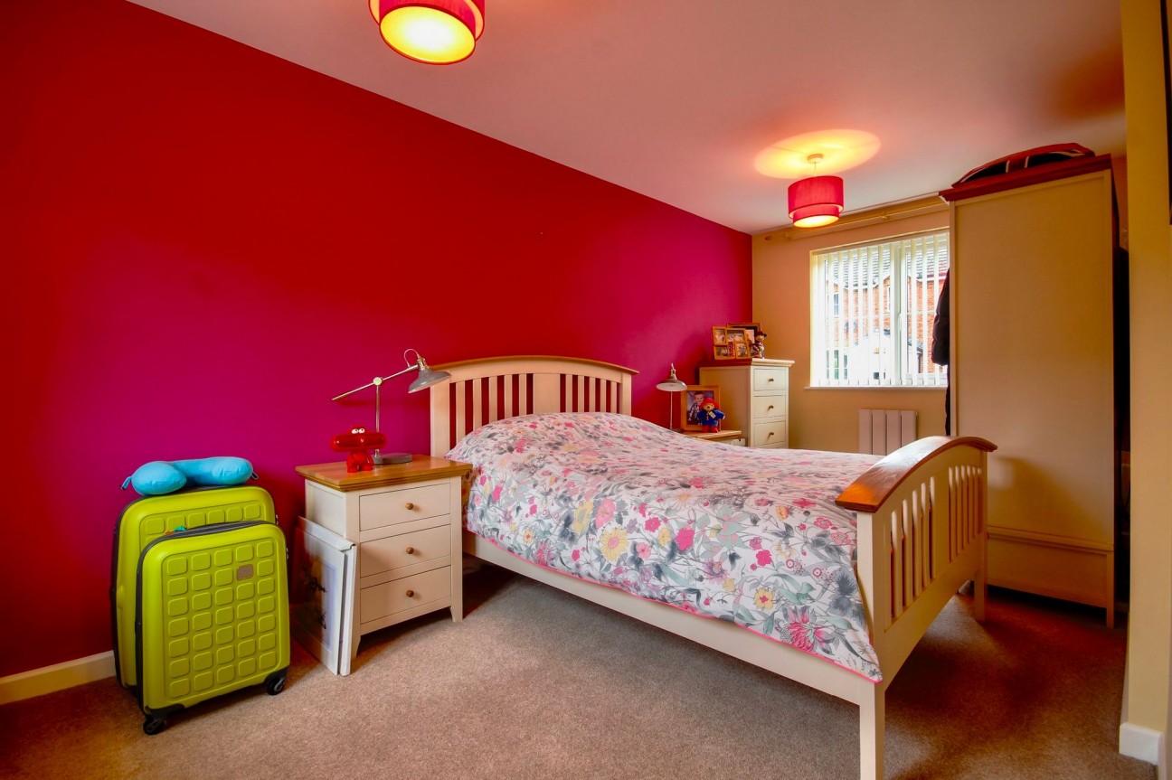 Valley Meadow Close, Newbridge, NP11