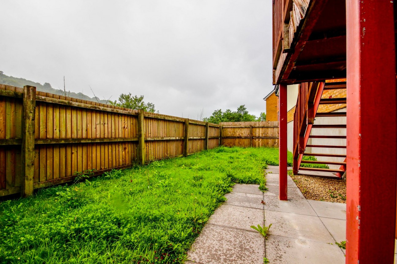 Valley Meadow Close, Newbridge, NP11