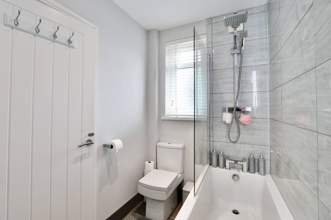 Bryn Road, Markham, NP12