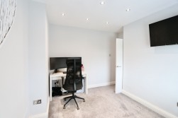 Bryn Road, Markham, NP12
