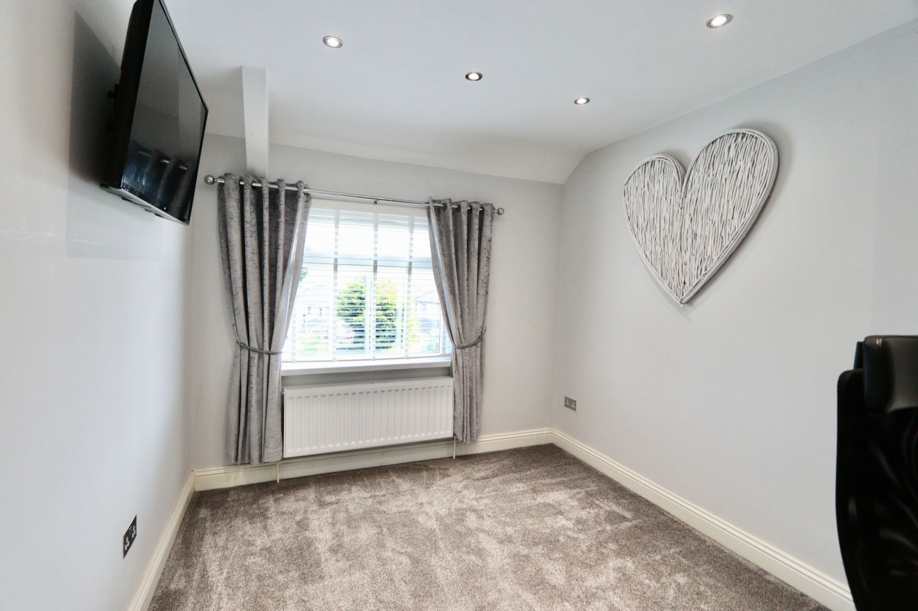 Bryn Road, Markham, NP12