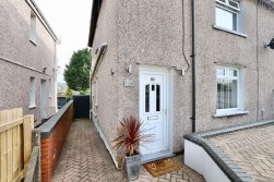Bryn Road, Markham, NP12