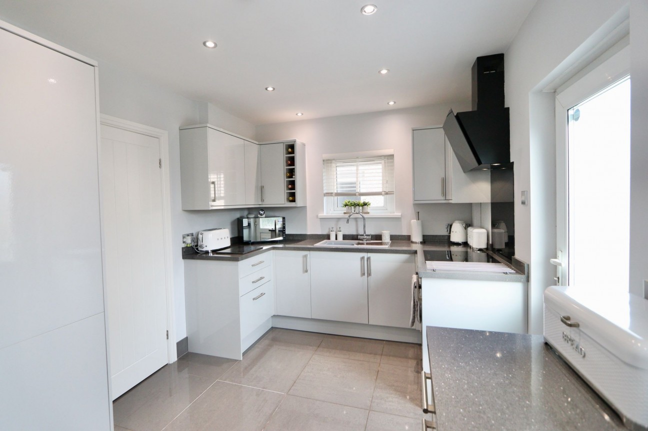 Bryn Road, Markham, NP12