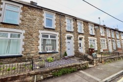 Sir Ivors Road, Pontllanfraith, NP12