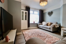 Sir Ivors Road, Pontllanfraith, NP12