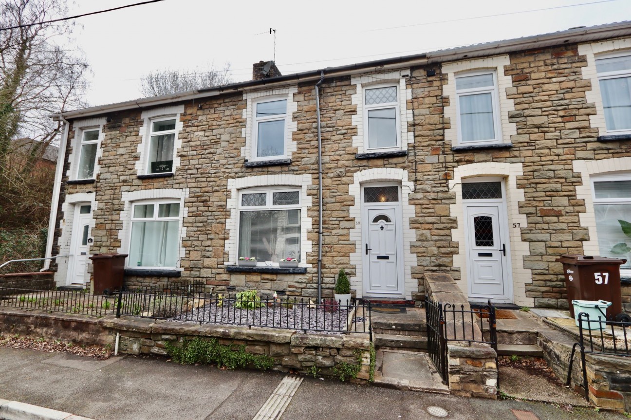 Sir Ivors Road, Pontllanfraith, NP12