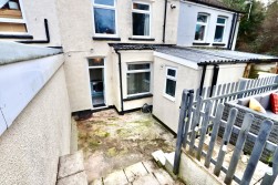 Sir Ivors Road, Pontllanfraith, NP12